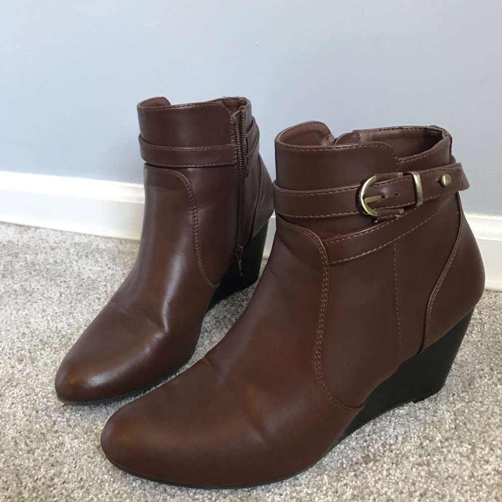G. H. Bass Angie Brown Ankle Boot